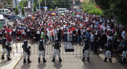 Migrantes protestan en Tapachula para exigir libre paso por México y llegar a la frontera con Estados Unidos