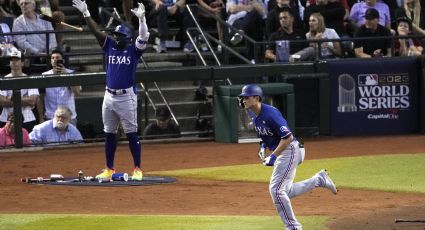 Rangers derrotan de visita a Diamondbacks y retoman ventaja en la Serie Mundial