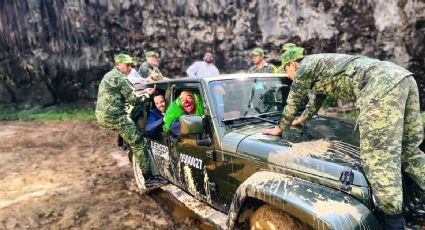 Brozo y Loret visitan el set donde el presidente grabó su visita fallida a Acapulco y descubren que el único atascado es el gobierno