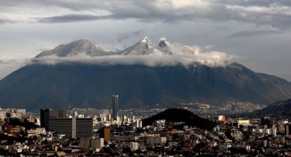 Gobierno de México y la empresa Kansas City Southern acuerdan construir un tren suburbano en Monterrey