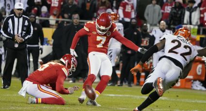 Chiefs doblegan 'a patadas' a los Bengals y obtienen el título divisional