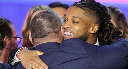 Damar Hamlin, jugador de los Bills que sufrió un paro cardiaco, tiene emotivo encuentro con los paramédicos que le salvaron la vida