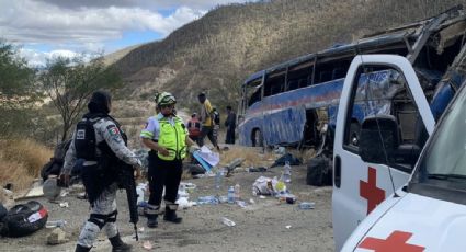 Volcadura de autobús en Puebla donde viajaban migrantes dejó un colombiano muerto y tres más heridos