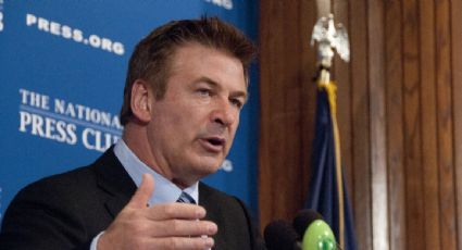 Trabajadores de la película "Rust" demandan a Alec Baldwin por efectos postraumáticos al presenciar la muerte de su directora de fotografía