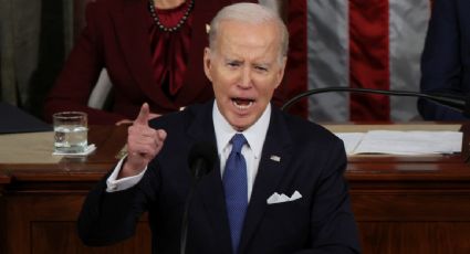 "Prohíban las armas de asalto de una vez por todas", pide Biden a legisladores en discurso del estado de la Unión