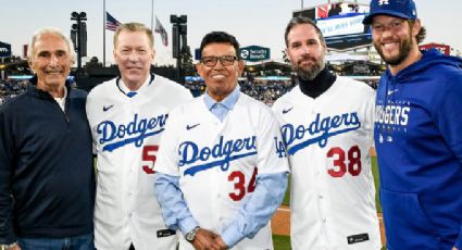 Fernando Valenzuela lanza la primera bola en el Dodger Stadium en el inicio de la Temporada de la MLB y suena el ‘México lindo y querido’