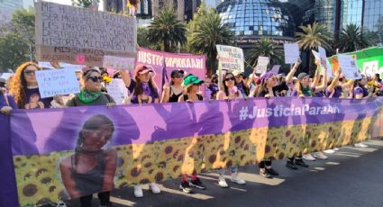 Familias de desaparecidas y víctimas de feminicidio piden justicia en el 8M; "¡no están solas!", expresan manifestantes en apoyo