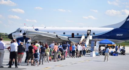 Exhibirán aviones "cazahuracanes" en la costa de EU previo a la temporada de tormentas