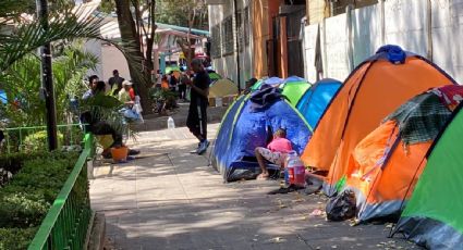 Migrantes mantienen campamento a las afueras de la Comar; el INM asegura que ya se han otorgado más de 2 mil visas humanitarias