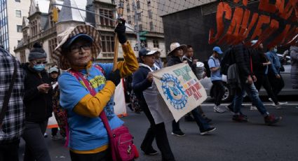 Trabajadores migrantes marchan en Nueva York para exigir mejores salarios y condiciones laborales