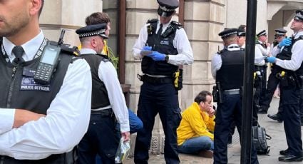 Investigan a la policía de Londres por detención de manifestantes durante la coronación del rey Carlos III