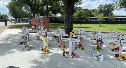 Familias de las víctimas del tiroteo de Uvalde alistan misa y vigilia a un año de la masacre en la primaria Robb