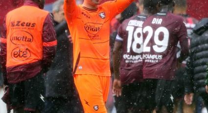 ¡Cambio de aires! Memo Ochoa dejará al Salernitana al finalizar la temporada en Italia, según reportes