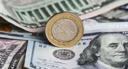 El peso cotiza en 16.85 unidades por dólar, su mejor nivel desde 2015