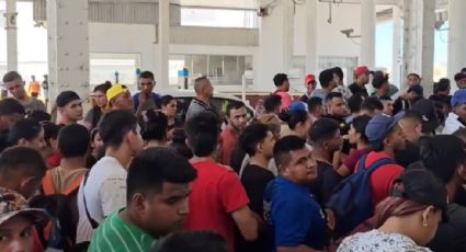 Cierran puente internacional en Nuevo Laredo ante arribo de migrantes que buscan cruzar a EU