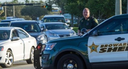 Policía de Florida arresta a estudiante de secundaria por amenazar con detonar una bomba en su escuela