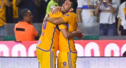 Tigres viene de atrás dos veces y logra dramática remontada ante Santos con doblete de Vigón