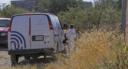 Familiares de desaparecidos hallan 33 bolsas con restos humanos en una fosa clandestina de Zapopan