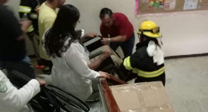 Cuatro personas quedan atrapadas durante dos horas en elevador del IMSS en Veracruz