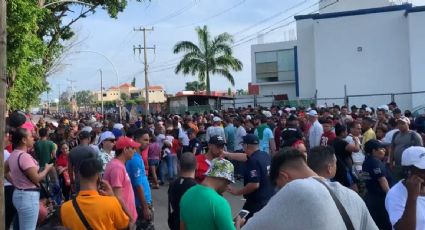 Nueva ola de migrantes en Chiapas satura las oficinas del INM y la Comar en Tapachula