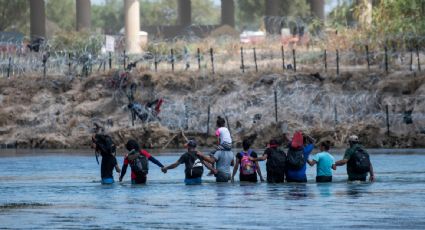 Crisis migratoria provoca suspensión de trenes, protestas y señalamientos entre autoridades de México y EU