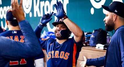 ¡Astro! José Altuve se convierte en el cuarto beisbolista en conectar tres jonrones en las tres primeras entradas