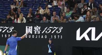 Djokovic discute y reta a un aficionado que lo increpaba en Australia: "Ven y dímelo a la cara"