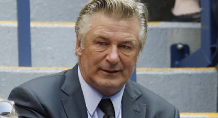 Jurado imputa a Alec Baldwin por la muerte de la directora de fotografía de "Rust"