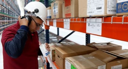 Montaje en la “megafarmacia”: López Obrador la inauguró sin vacunas y con refrigeradores vacíos