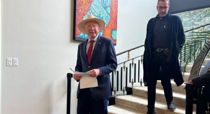 Ken Salazar afirma que se investigará el ingreso ilegal de armas del Ejército de Estados Unidos a México