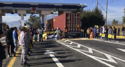 Ejidatarios toman caseta de la autopista Arco Norte a la altura de Puebla