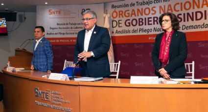 El SNTE le entrega su pliego petitorio a la SEP; la principal demanda es el aumento salarial