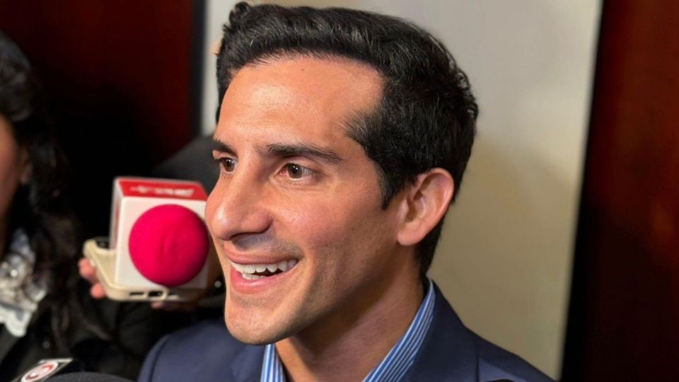Rommel Pacheco durante una entrevista en el Senado de la República.