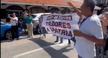 Trabajadores del PJF increpan a Yunes Linares por aprobación de reforma judicial