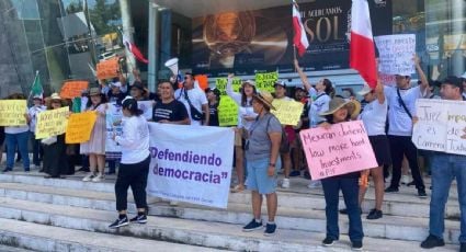 Trabajadores del PJF se manifiestan en Cancún contra la reforma judicial