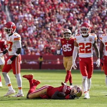 Los 49ers pierden toda la temporada al receptor estrella Brandon Aiyuk