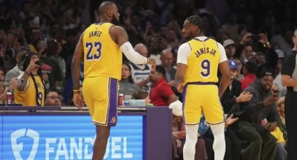 ¡Historia pura! LeBron James y su hijo Bronny se convierten en el primer dúo padre-hijo en jugar juntos en la NBA; se estrenan con triunfo de LA