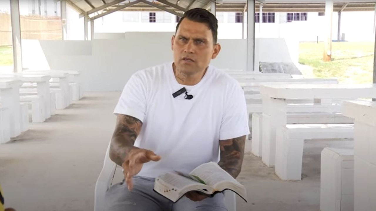 Omar ‘Gato’ Ortiz, a former exporter who is serving 75 years of his sentence for kidnapping, became a pastor in prison: “I am happy in this place”