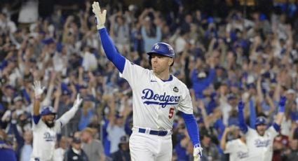 ¡Con dedicatoria al ‘Toro’ Valenzuela! Los Dodgers dan la voltereta a los Yankees en extra innings en el primer juego de la Serie Mundial