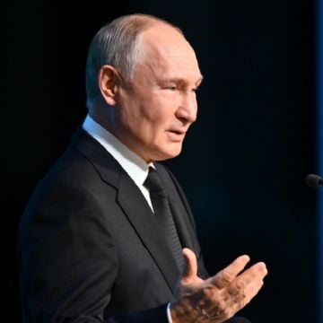 Putin ordena un ejercicio de entrenamiento estratégico sobre control de misiles nucleares