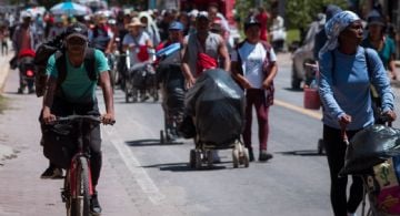 Continuarán vuelos de repatriación y se mantendrá la política humanitaria para migrantes: Sheinbaum