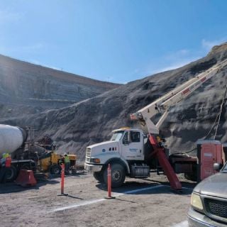 Hallan al octavo minero de El Pinabete; las autoridades siguen en la búsqueda de los dos faltantes