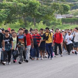 Primera caravana migrante de la presidencia de Sheinbaum sale de Tapachula rumbo a la CDMX