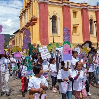 Mujeres y niñas en Chiapas exigen a Sheinbaum el fin de la violencia y la desigualdad