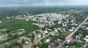 Desbordamiento del río Coatzacoalcos inunda a más de 50 comunidades en Veracruz