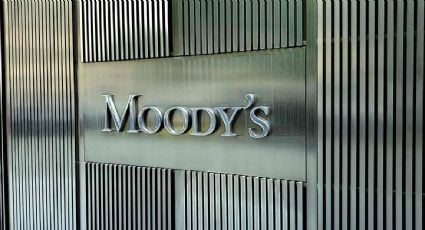 Moody's cambia la perspectiva de la calificación de México a negativa por riesgos fiscales y políticos