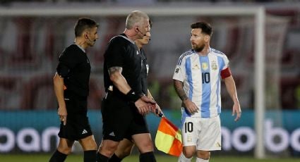 Paraguay da la sorpresa y le remonta a Argentina; Messi encara al árbitro y lo apunta con el dedo índice por no expulsar a un guaraní