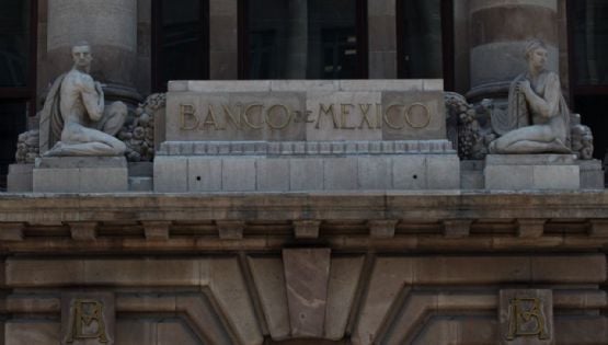 Banxico anticipa más recortes a las tasas de interés, incluso superiores a 25 puntos base