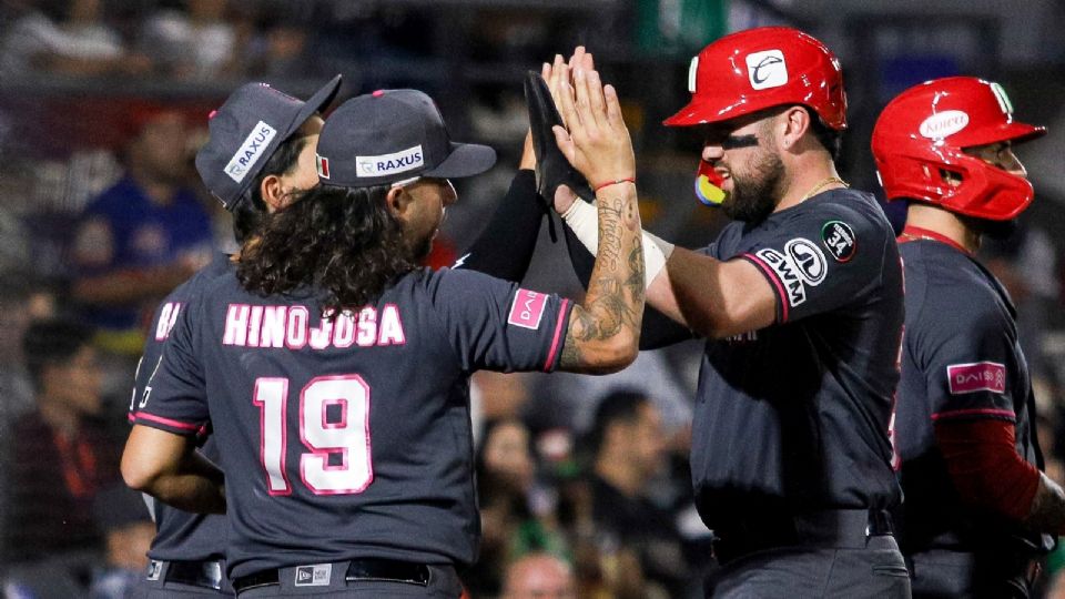 Los mexicanos celebran una carrera.