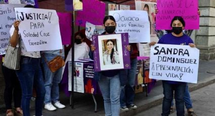 Exigen la aparición de Sandra Domínguez desde el templete durante el segundo informe de gobierno de Salomón Jara